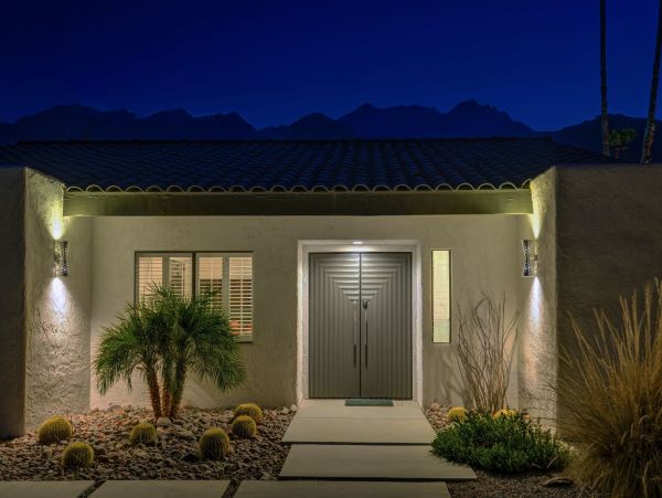 Palm Springs Home 991860