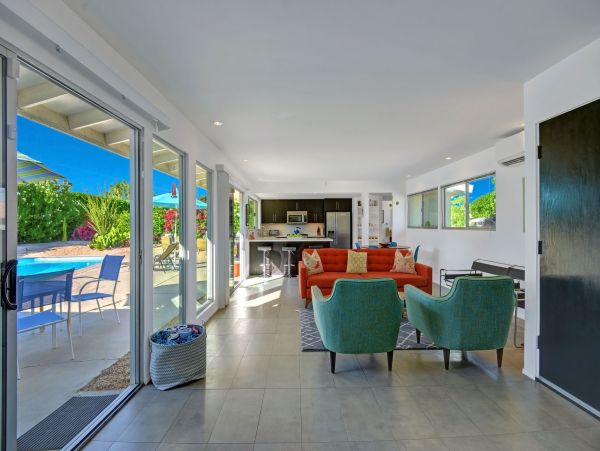 Palm Springs Home 991868