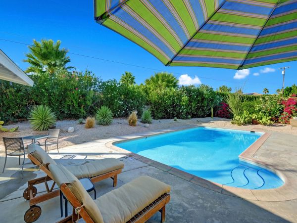 Palm Springs Home 991868