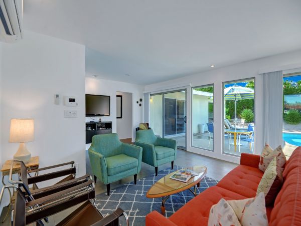 Palm Springs Home 991868
