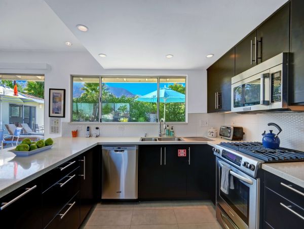 Palm Springs Home 991868