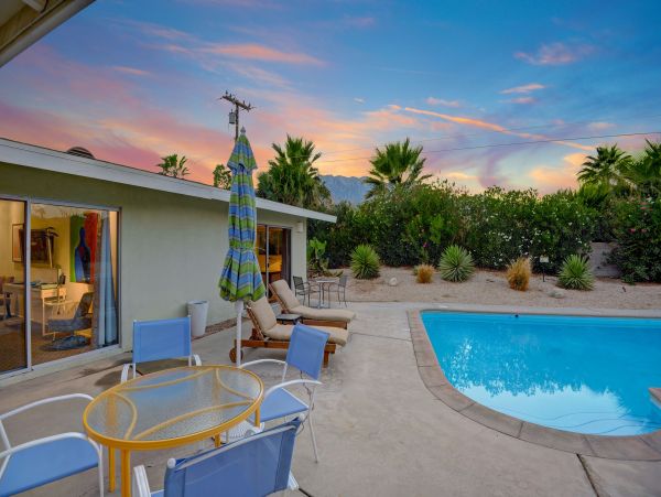 Palm Springs Home 991868
