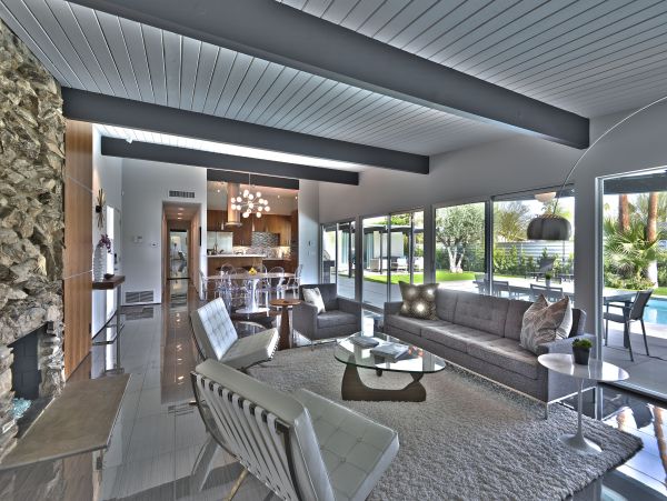 Palm Springs Home 991870