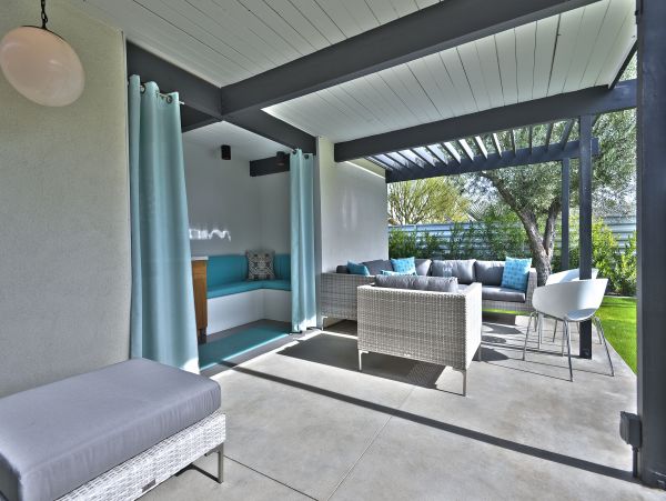 Palm Springs Home 991870