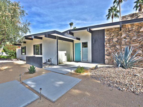 Palm Springs Home 991870