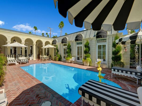 Palm Springs Home 991872