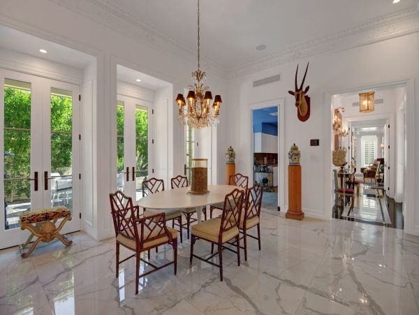 Palm Springs Home 991872