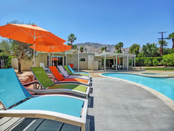 Palm Springs Home 991874