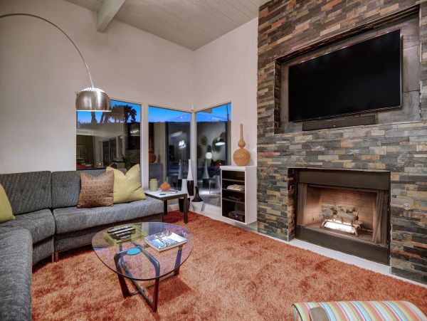 Palm Springs Home 991874
