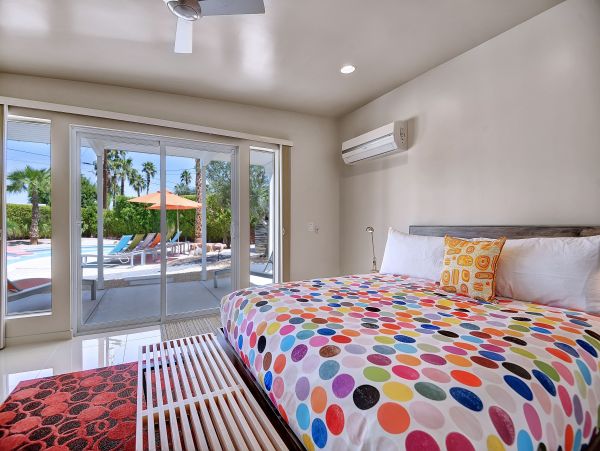Palm Springs Home 991874