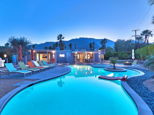 Palm Springs Home 991874