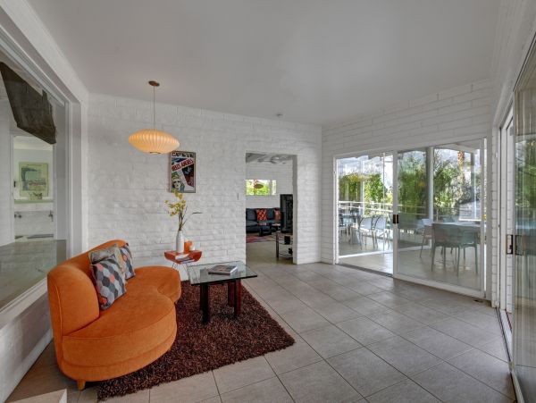 Palm Springs Home 991875