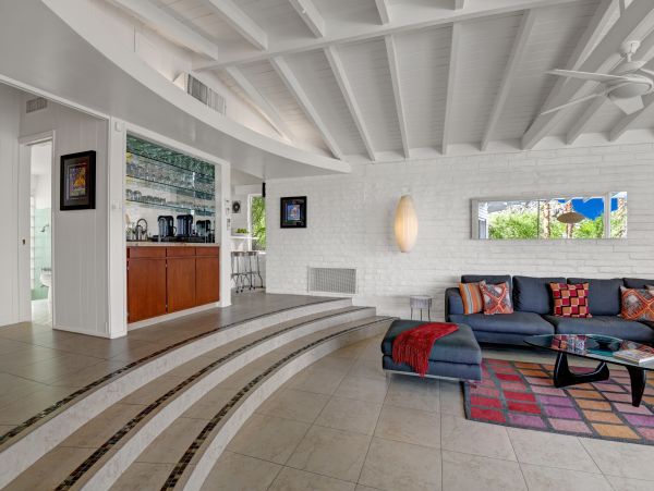 Palm Springs Home 991875