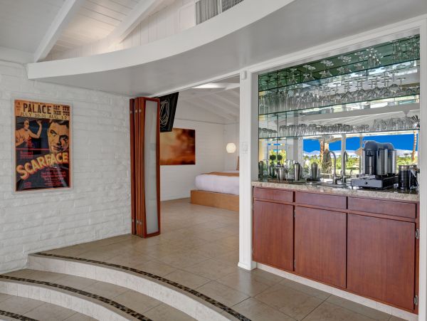Palm Springs Home 991875
