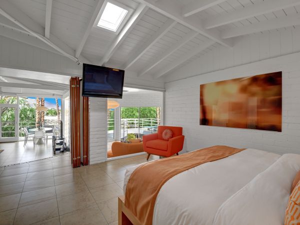 Palm Springs Home 991875