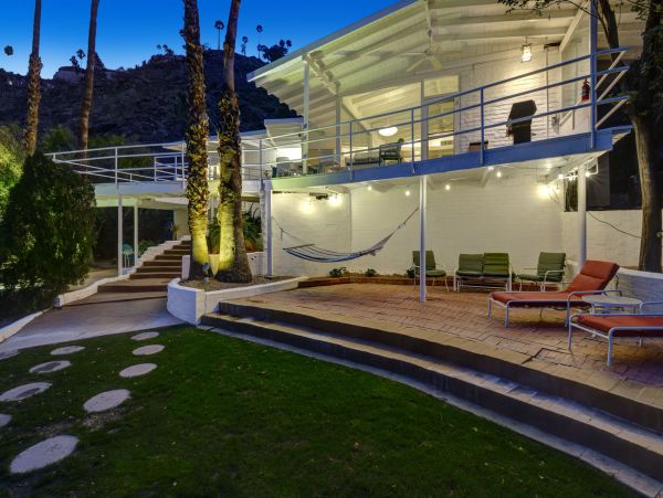 Palm Springs Home 991875