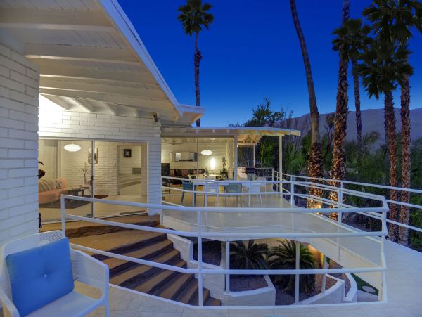 Palm Springs Home 991875