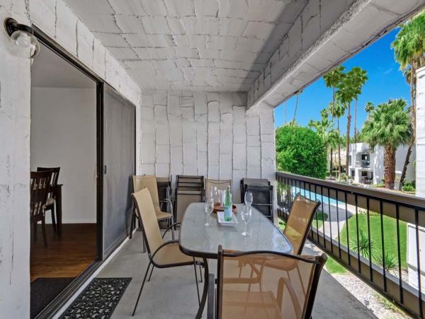 Palm Springs Condo 991876