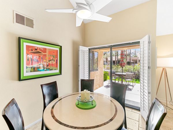 Palm Springs Condo 991878