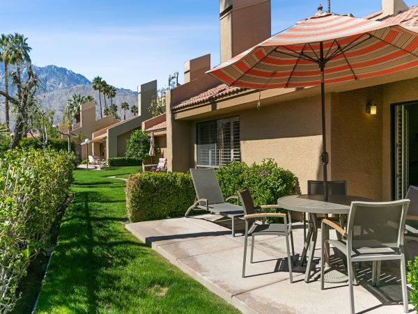 Palm Springs Condo 991878