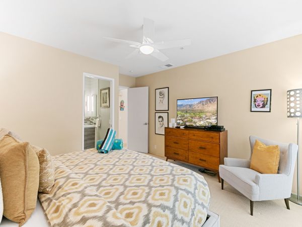 Palm Springs Condo 991878