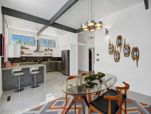 Palm Springs Home 991881
