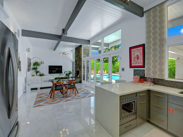 Palm Springs Home 991881