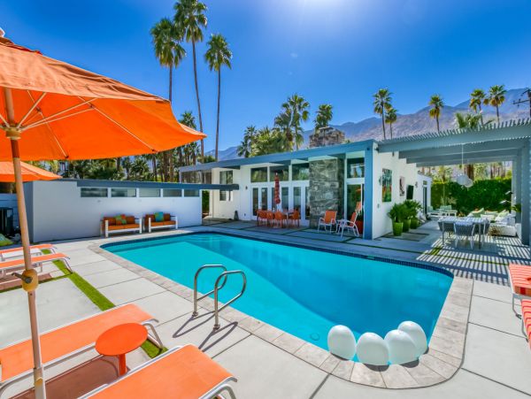 Palm Springs Home 991881