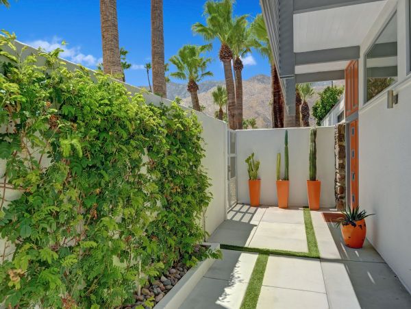 Palm Springs Home 991881