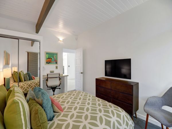 Palm Springs Home 991881