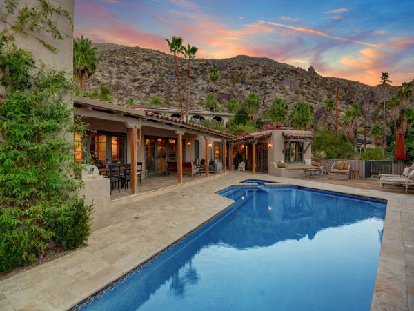 Palm Springs Home 991883