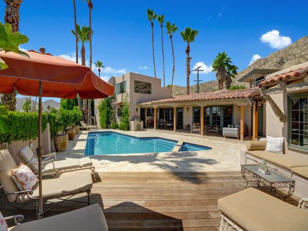 Palm Springs Home 991883