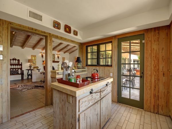 Palm Springs Home 991883