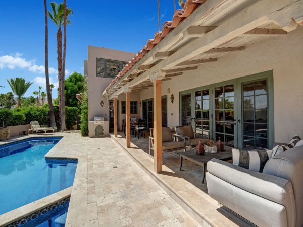 Palm Springs Home 991883