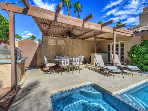 Palm Springs Home 991885