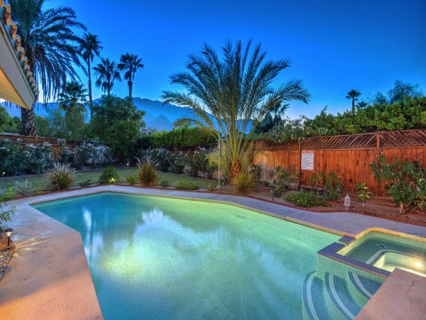 Palm Springs Home 991885