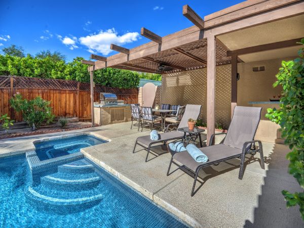 Palm Springs Home 991885