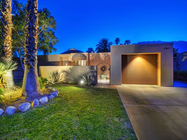 Palm Springs Home 991885