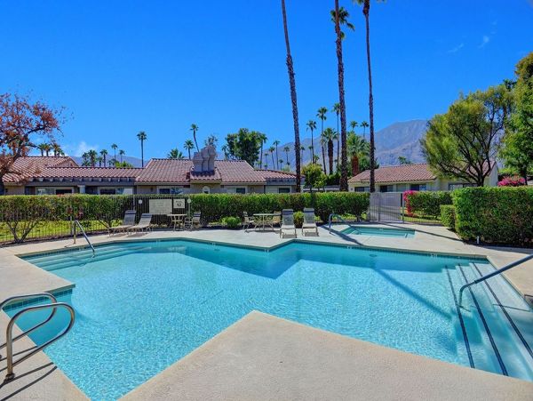 Palm Springs Condo 991899