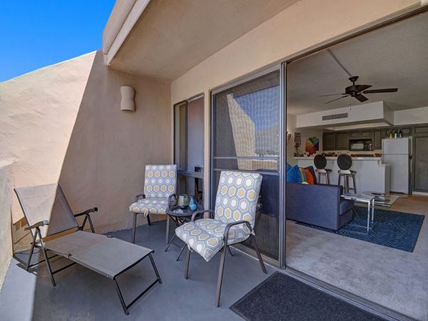 Palm Springs Condo 991900