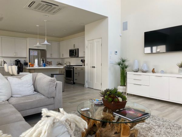 Palm Springs Home 991903