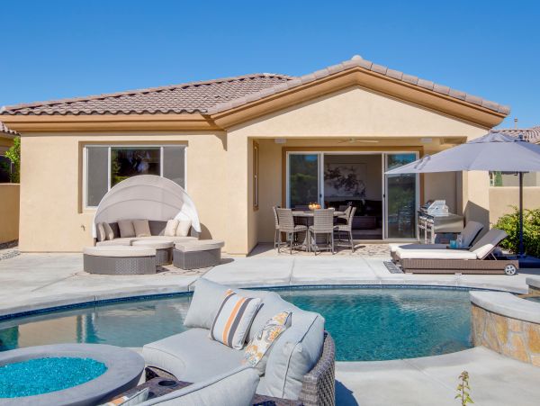 Palm Springs Home 991904