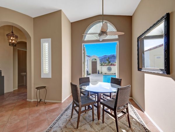 Two Bedroom Vacation Rental in Palm Springs Sleeps 4