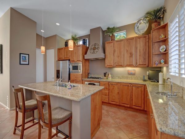 Two Bedroom Vacation Rental in Palm Springs Sleeps 4