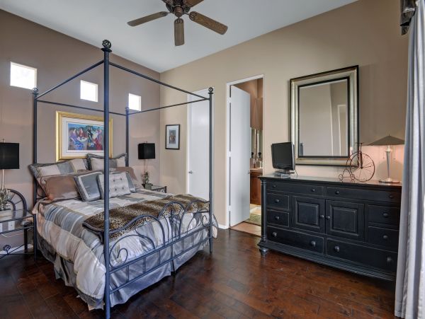 Two Bedroom Vacation Rental in Palm Springs Sleeps 4