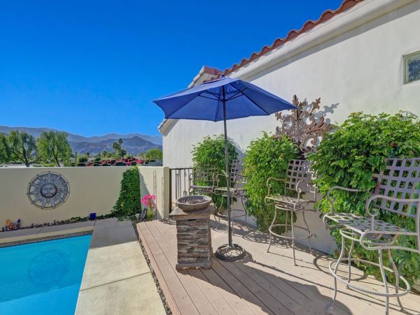 Two Bedroom Vacation Rental in Palm Springs Sleeps 4