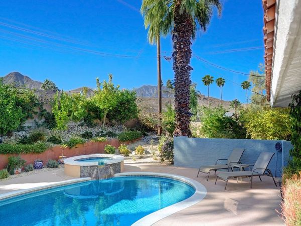 Palm Springs Home 991906