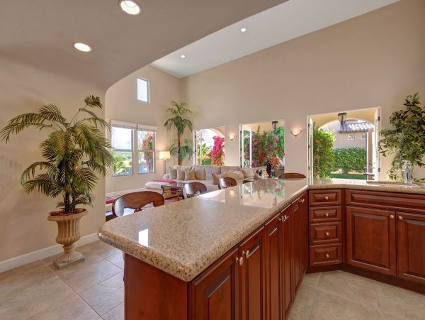 Palm Springs Home 991908