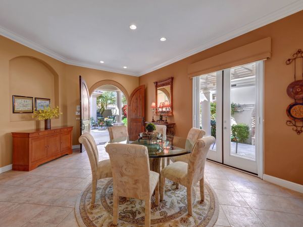 Palm Springs Home 991909