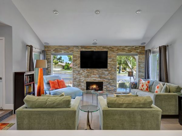 Palm Springs Home 991910